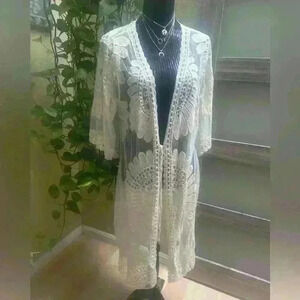 ADIVA Lace Boho Vintage Style Lace Kimono NWT - So Chic Size M 🖤